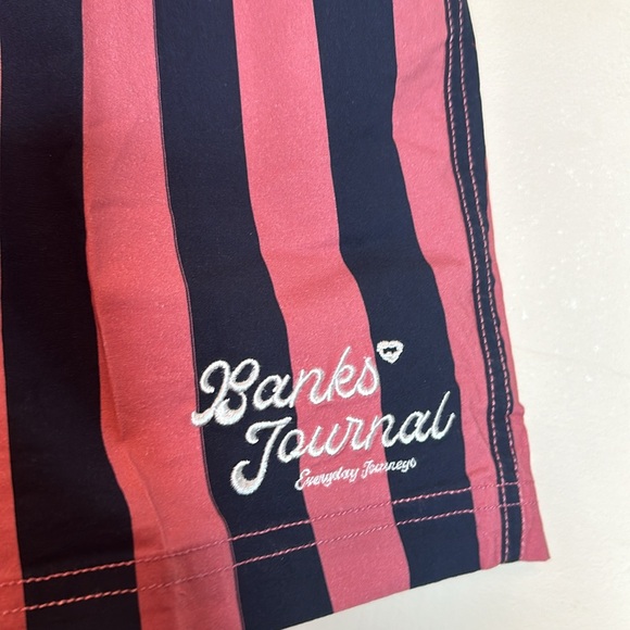 Banks Journal 17" Swim trunks size S - Picture 2 of 6